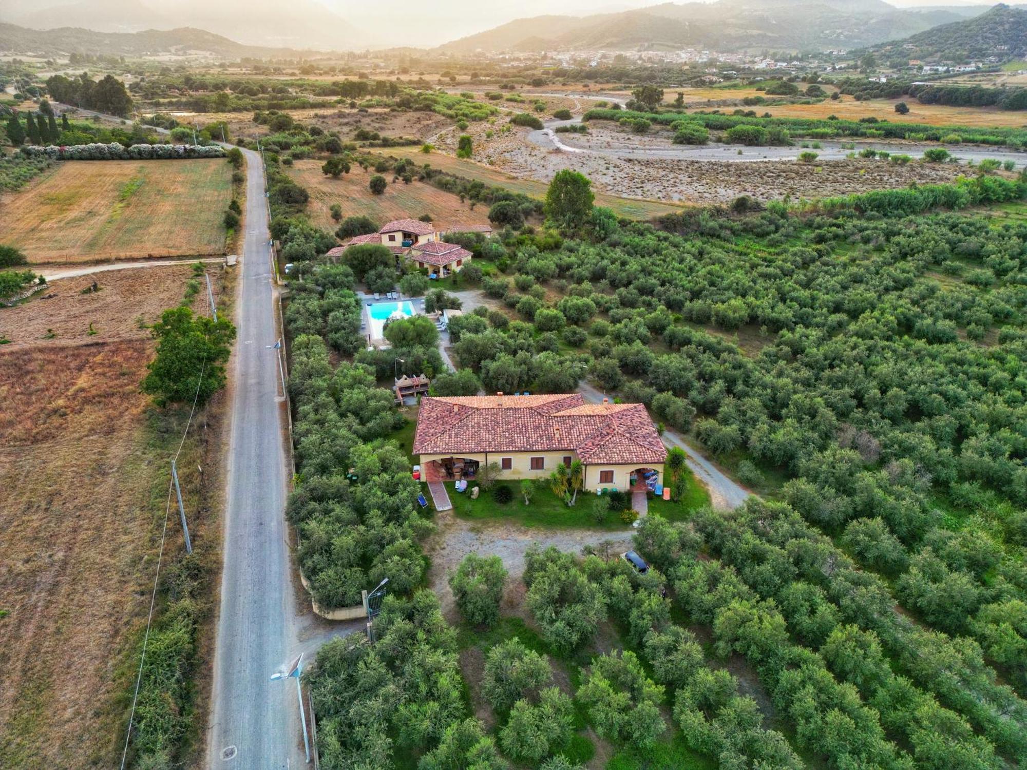 Armandiola Apartment Cardedu